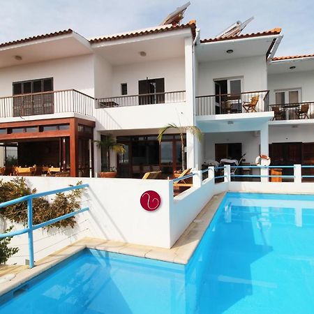 Guesthouse Vila Lusitania Φουνκάλ Εξωτερικό φωτογραφία