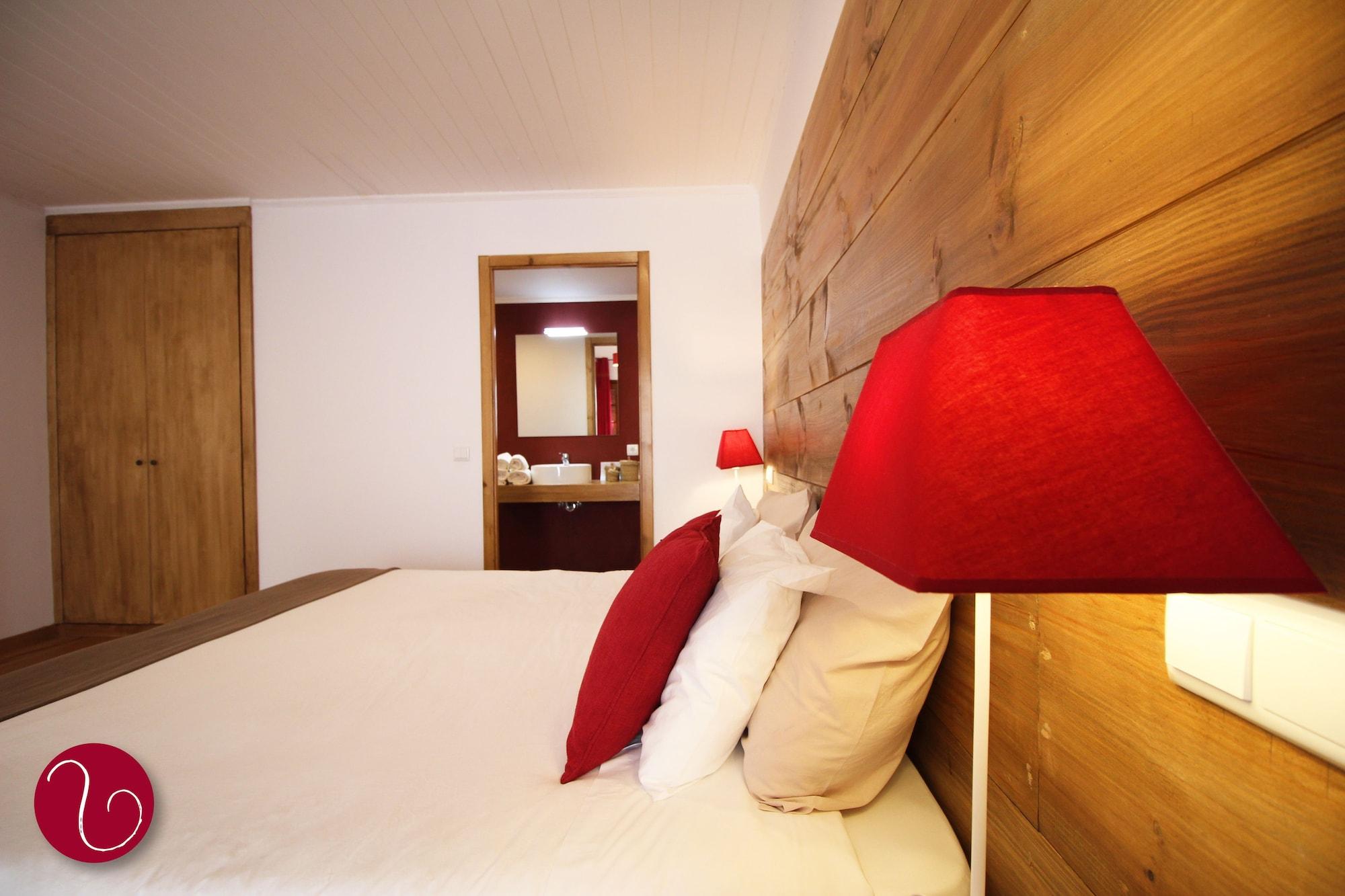 Guesthouse Vila Lusitania Φουνκάλ Εξωτερικό φωτογραφία