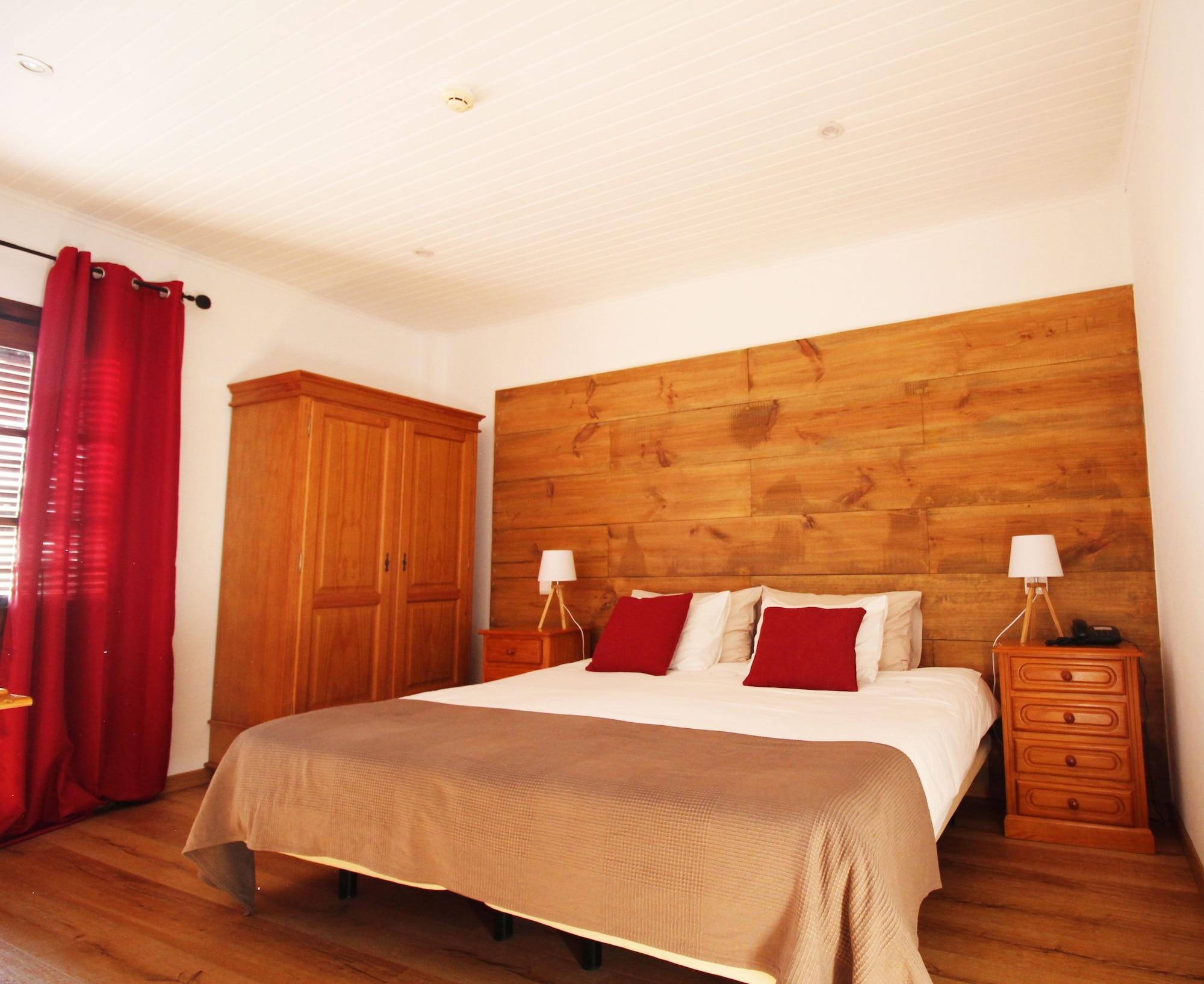 Guesthouse Vila Lusitania Φουνκάλ Εξωτερικό φωτογραφία