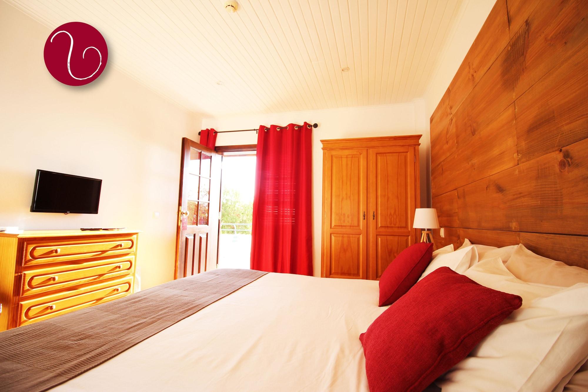 Guesthouse Vila Lusitania Φουνκάλ Εξωτερικό φωτογραφία