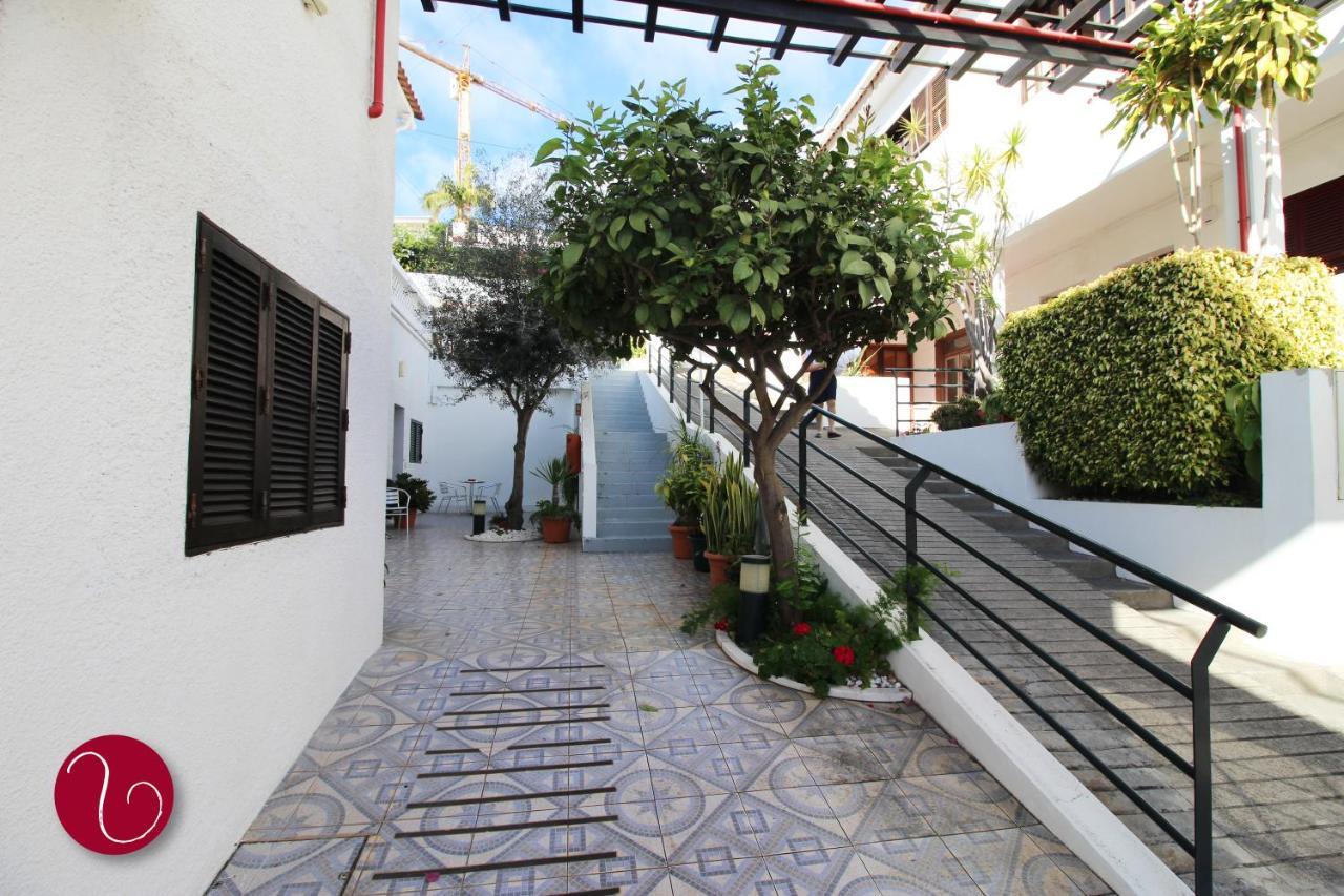 Guesthouse Vila Lusitania Φουνκάλ Εξωτερικό φωτογραφία