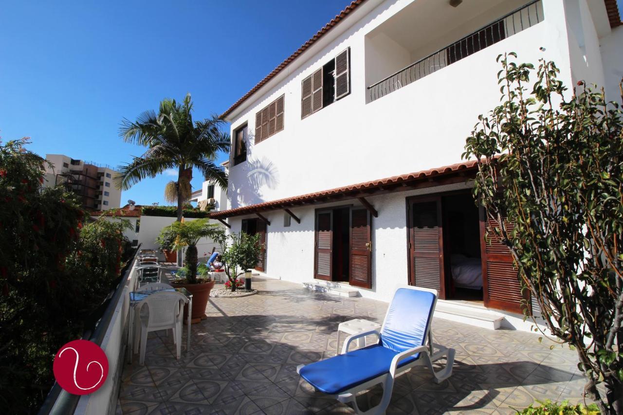 Guesthouse Vila Lusitania Φουνκάλ Εξωτερικό φωτογραφία