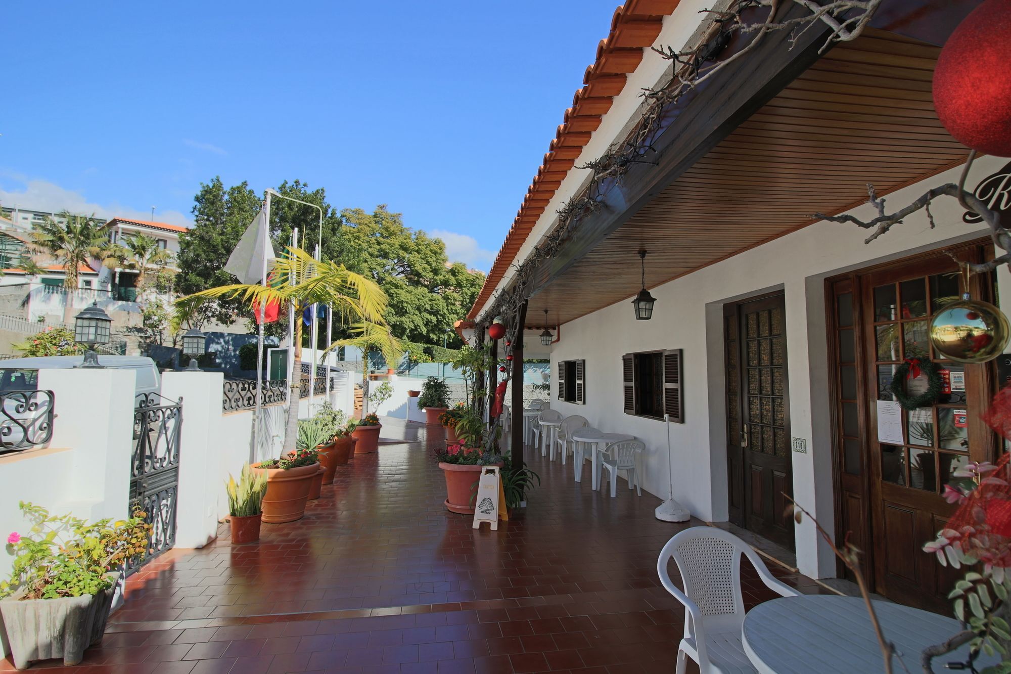 Guesthouse Vila Lusitania Φουνκάλ Εξωτερικό φωτογραφία