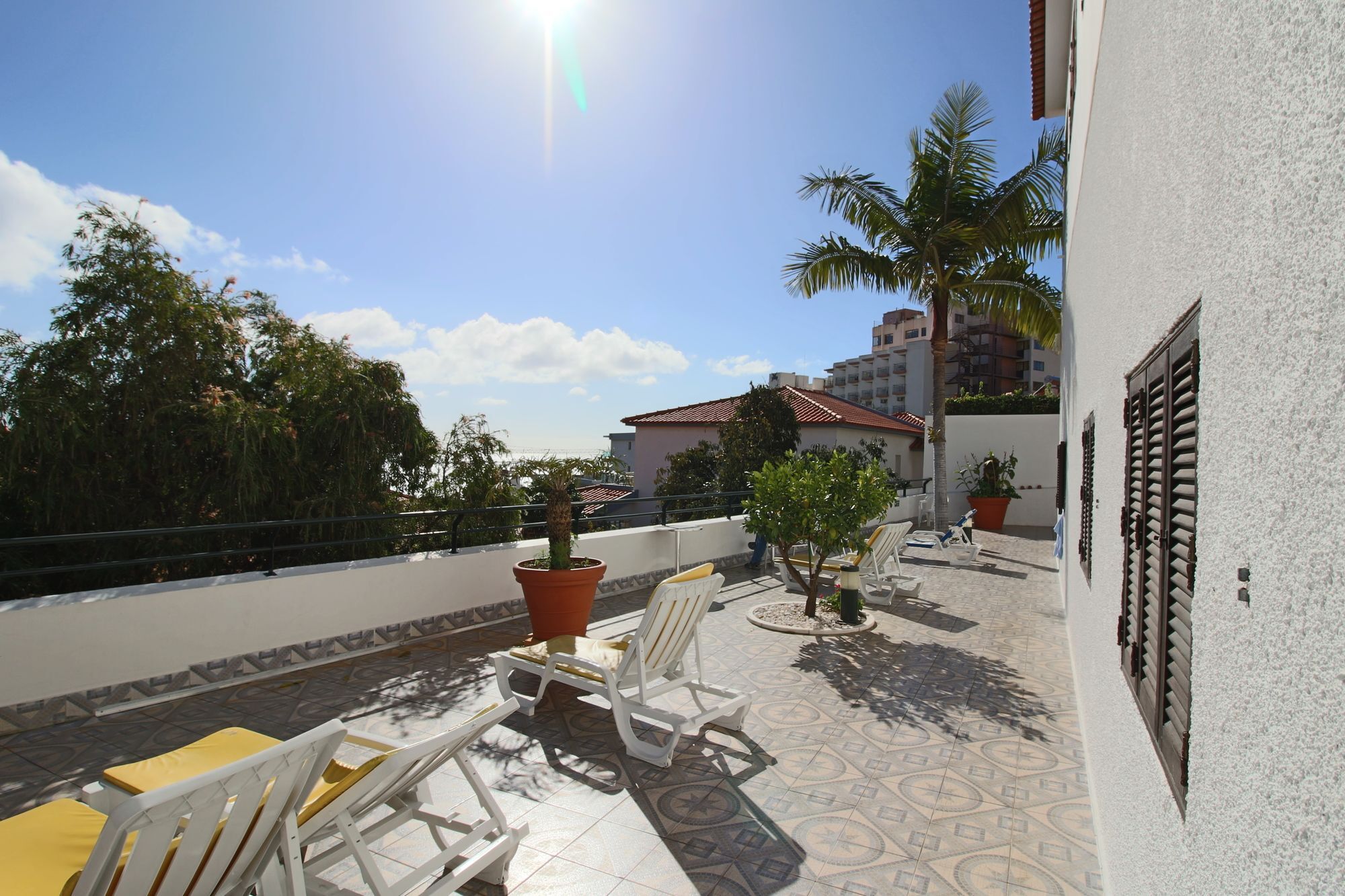Guesthouse Vila Lusitania Φουνκάλ Εξωτερικό φωτογραφία